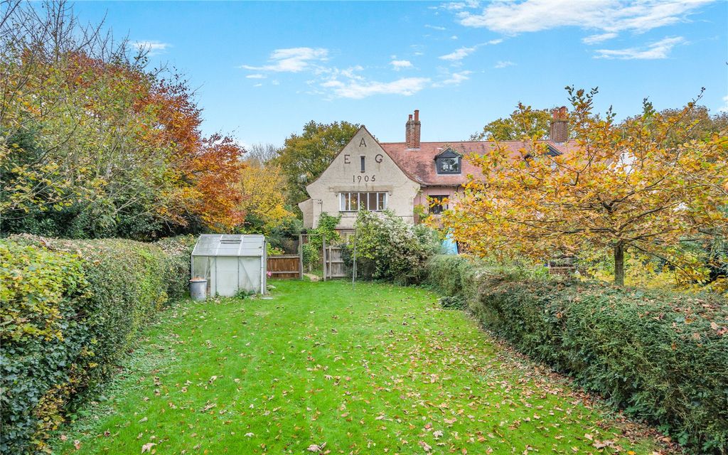 Property photo 3 of 17 Garden