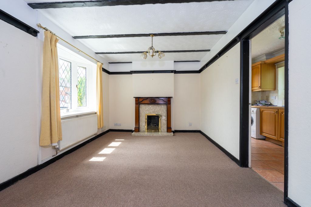 Property photo 3 of 19