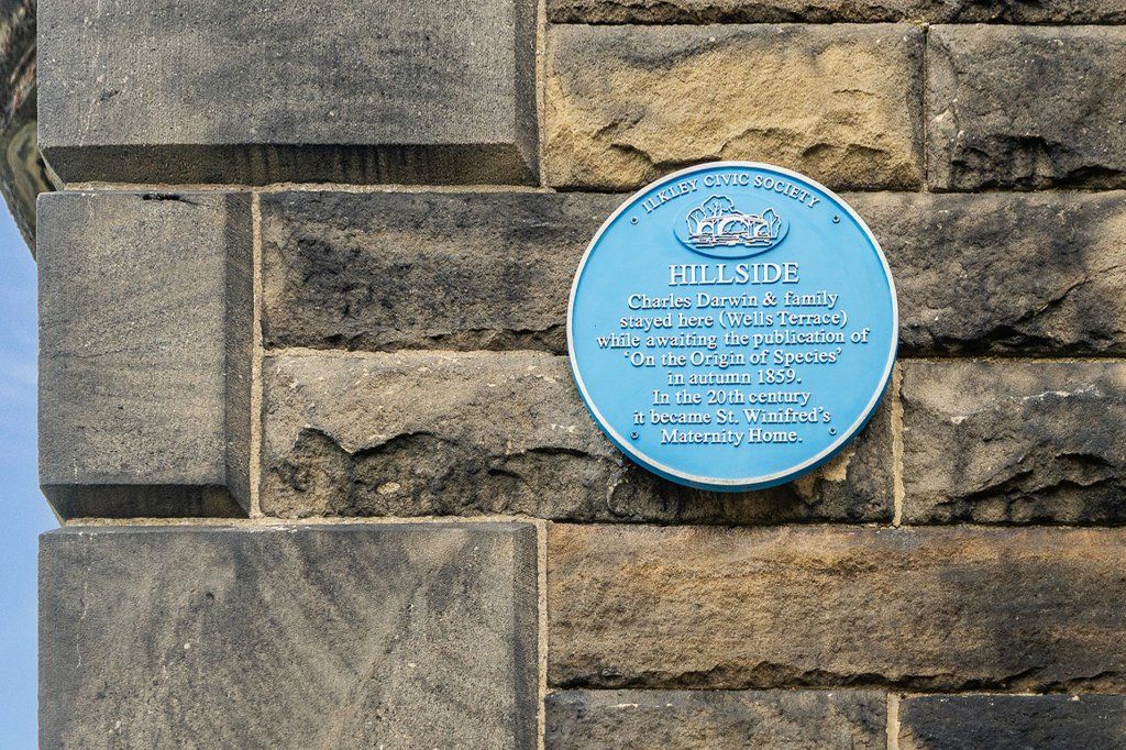 Property photo 2 of 16 Blue Plaque