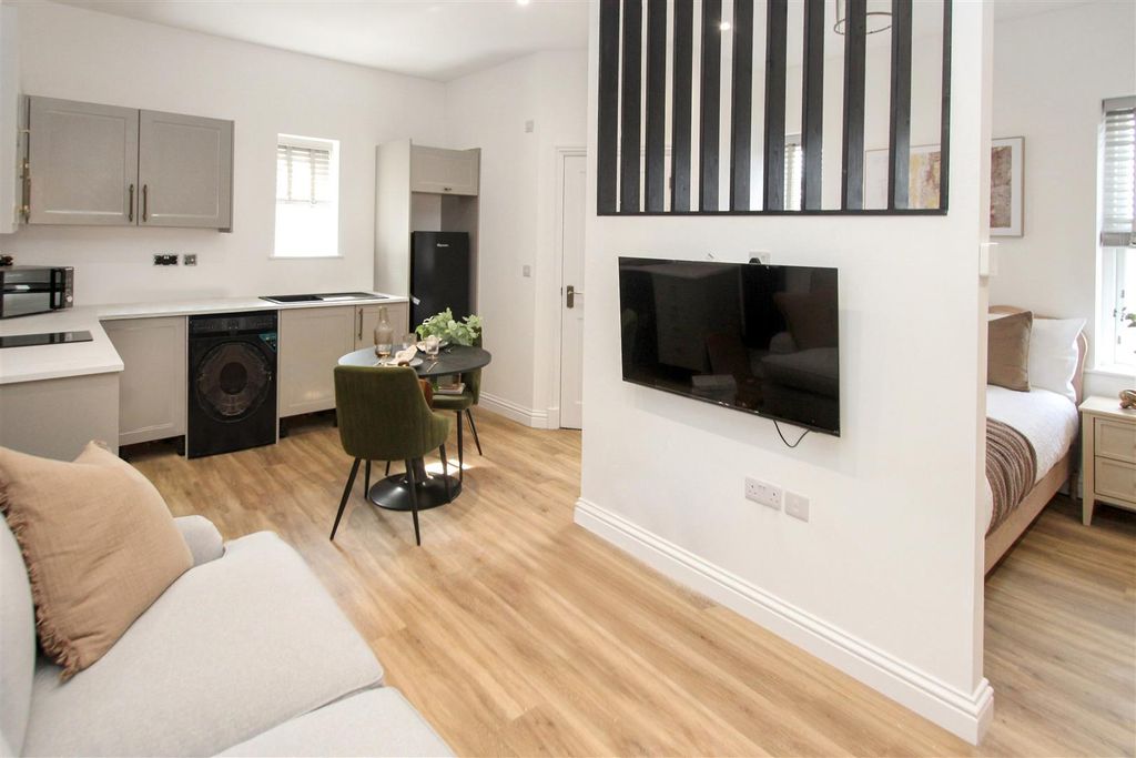 Property photo 3 of 8 Img_0593.Jpg