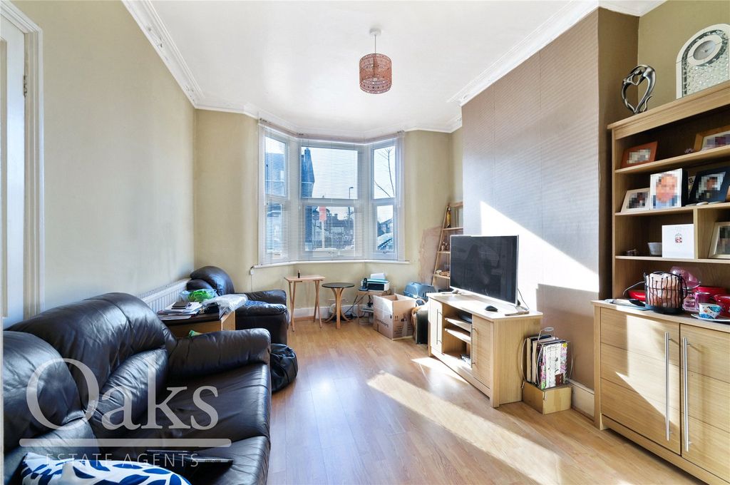 Property photo 2 of 10 Picture No. 03