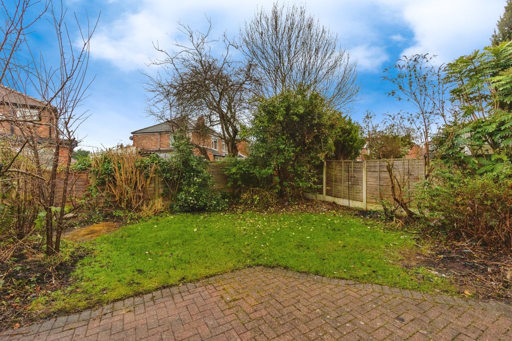 Property photo 2 of 15