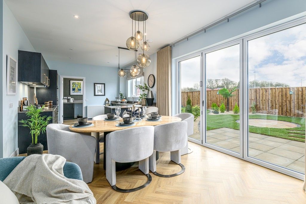 Property photo 1 of 15 Belwood Oaks, Penicuik