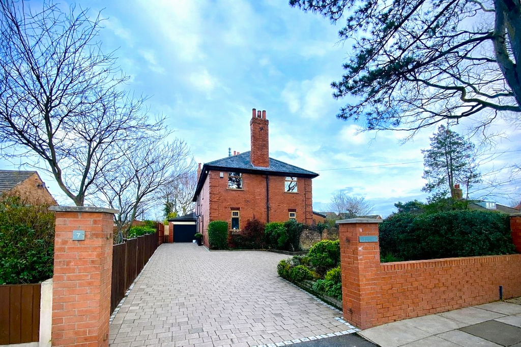 Property photo 2 of 46 Pbox-Img.Png