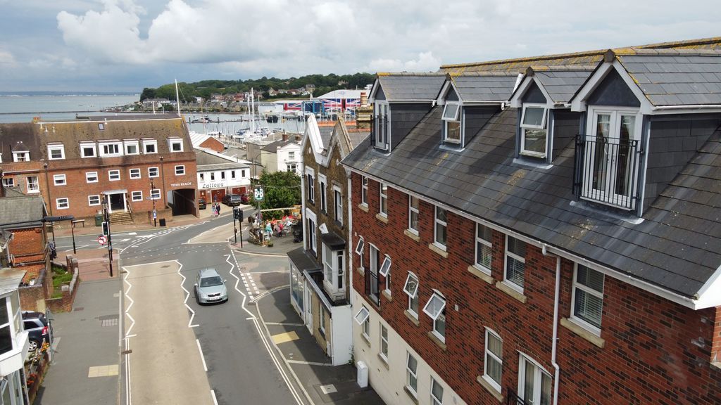 Property photo 3 of 12 Photo 3