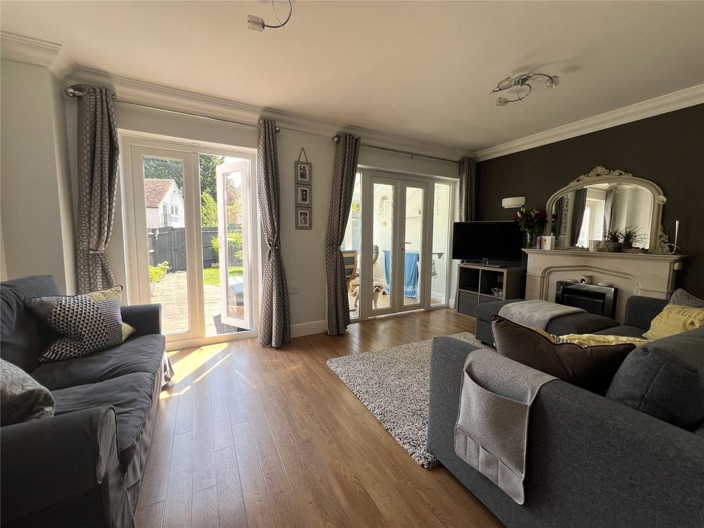 Property photo 2 of 15 Picture No. 37