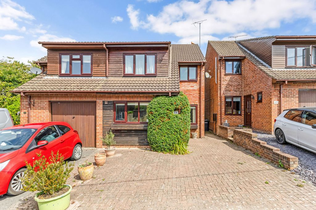 Property photo 1 of 10