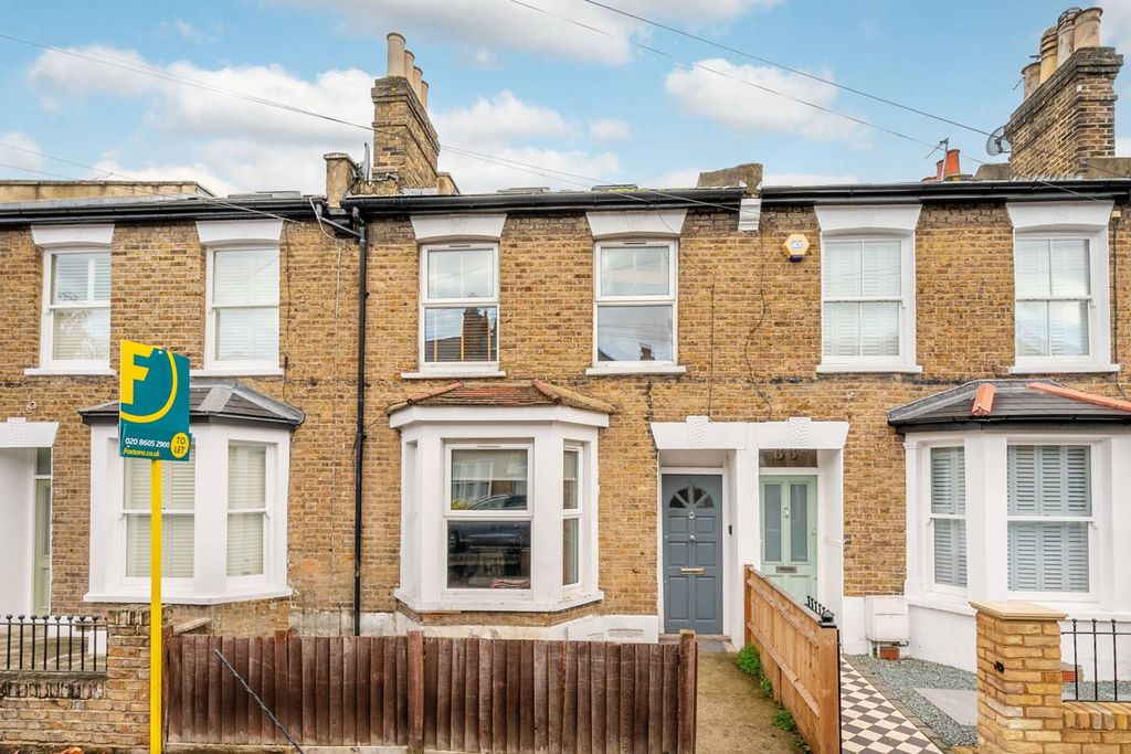 Property photo 2 of 11