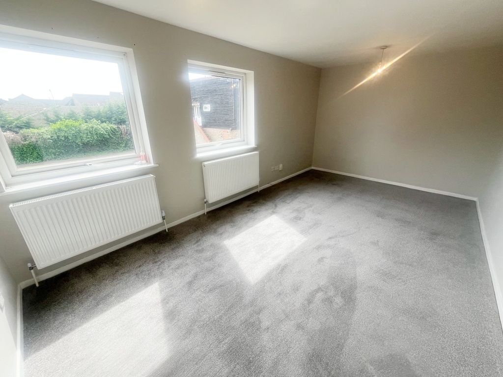 Property photo 2 of 5 Img_5503