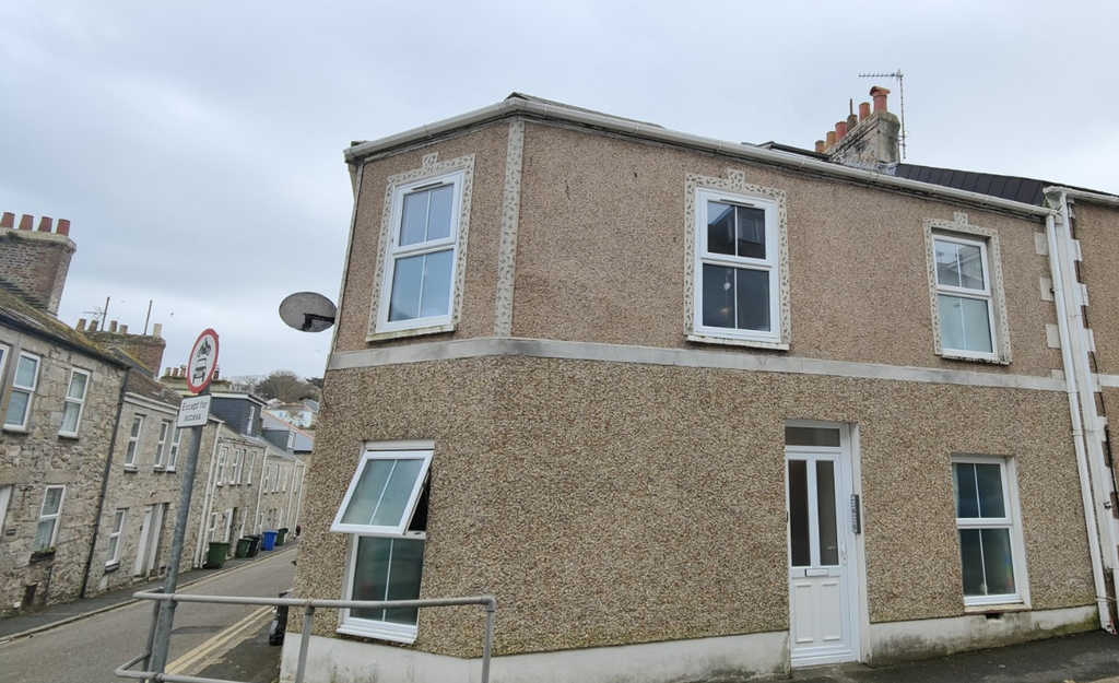 Property photo 1 of 5