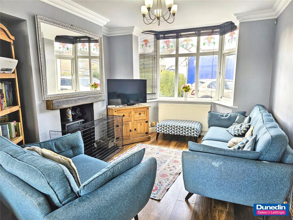 Property photo 2 of 20 Picture No. 01