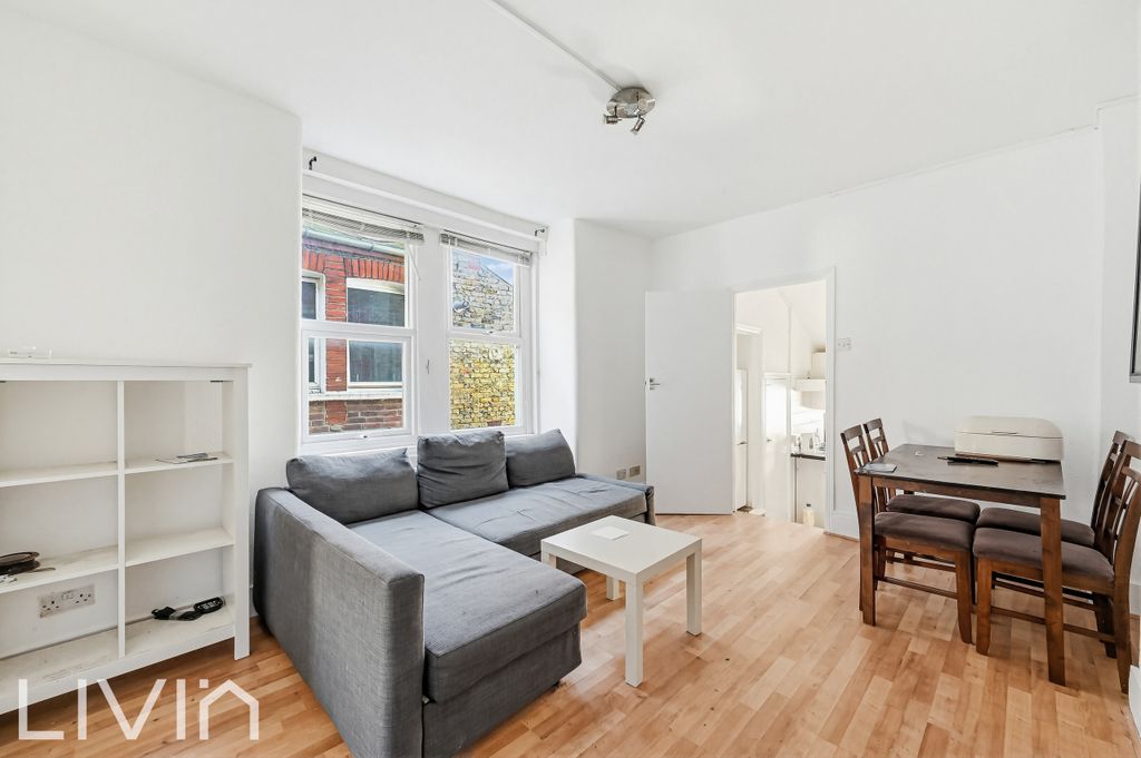 Property photo 2 of 10 2