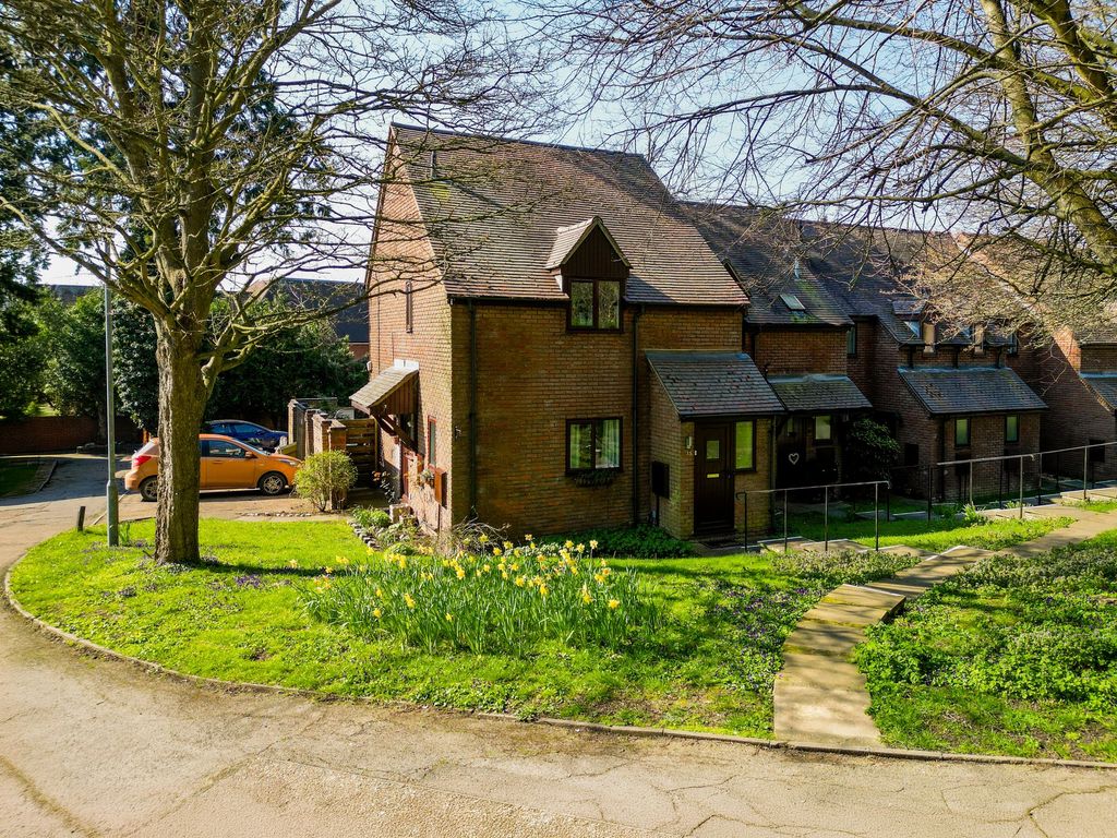 Property photo 1 of 11