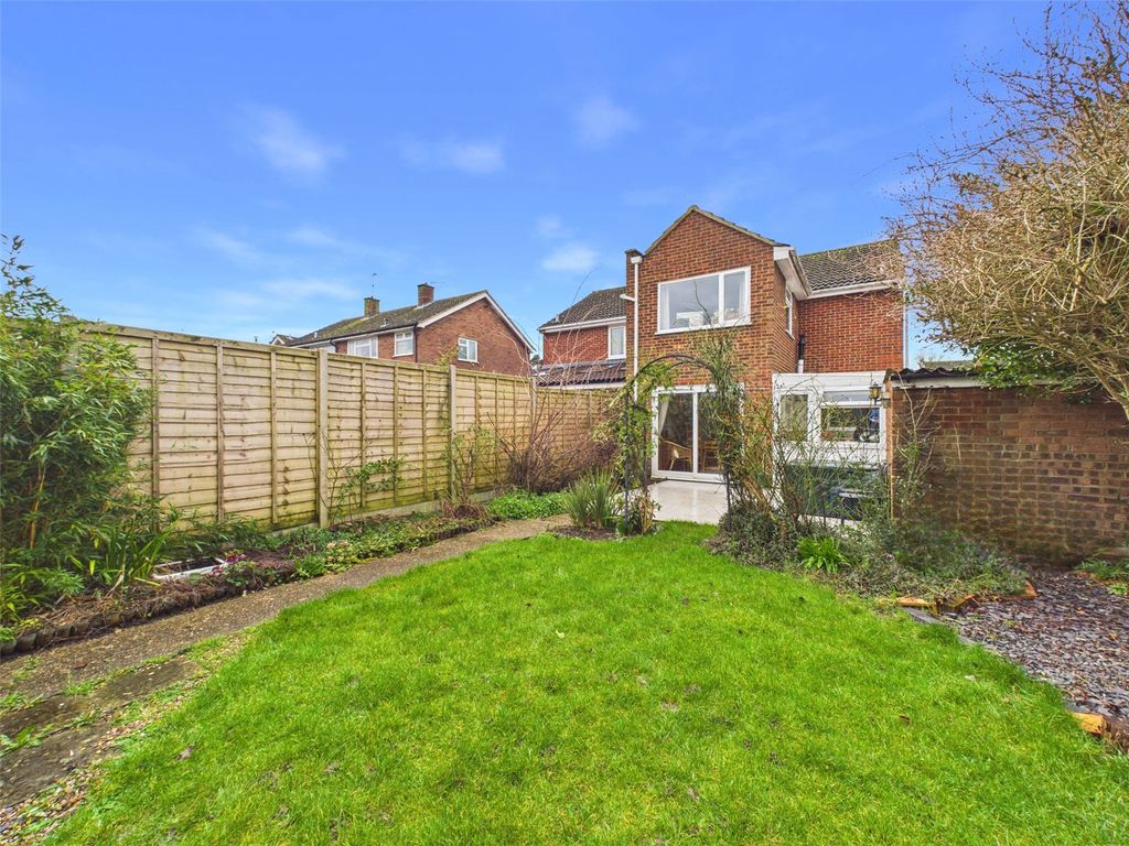 Property photo 2 of 15 Picture No. 23