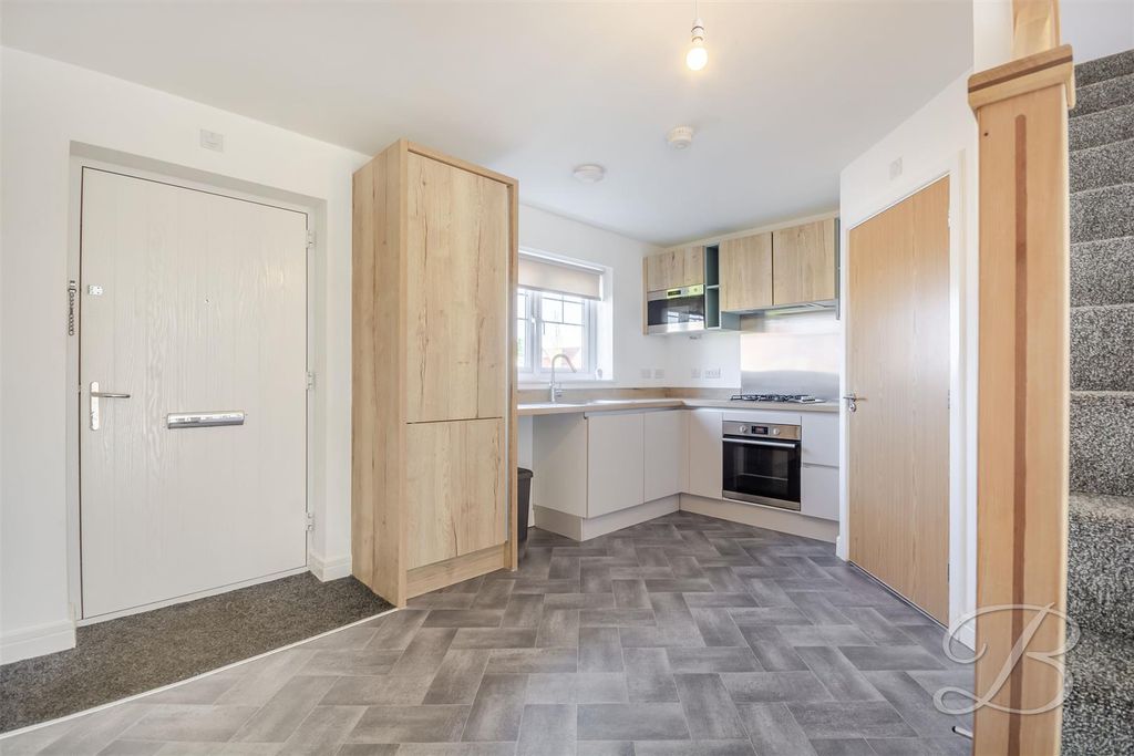 Property photo 3 of 19 Ccltd-4.Jpg