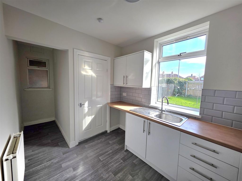 Property photo 3 of 9 20260407_160456.Jpg