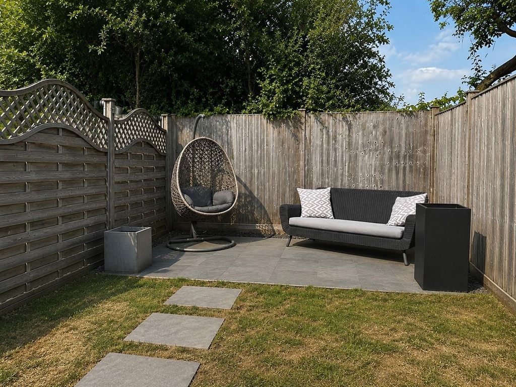 Property photo 3 of 15 Bottom Of The Garden .Jpeg