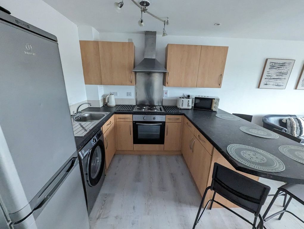Property photo 3 of 11 Picture No. 31