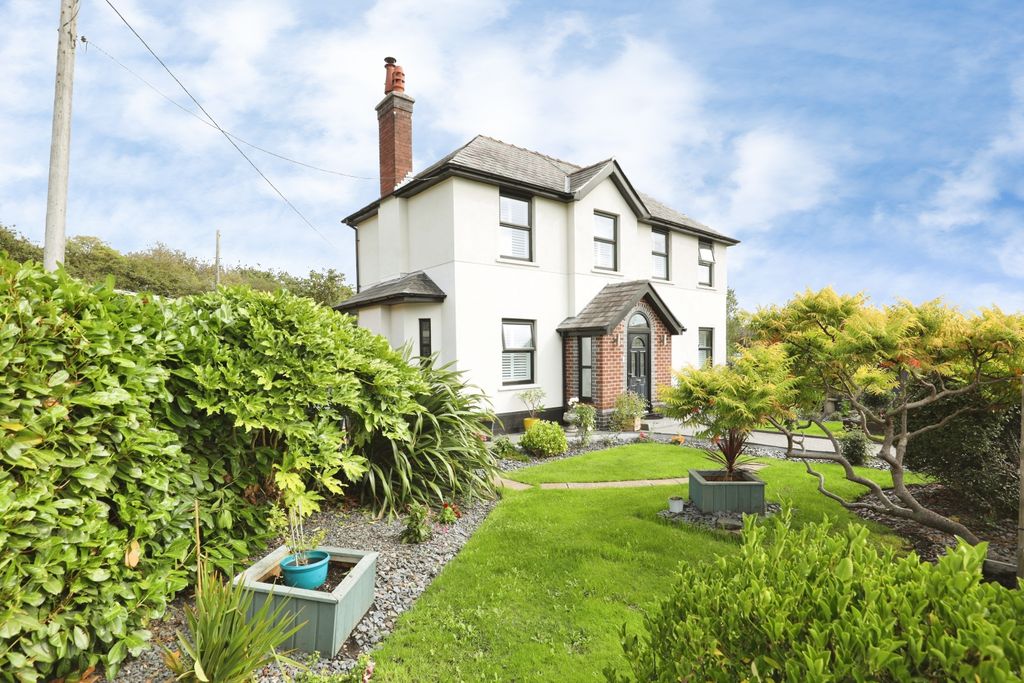 Property photo 3 of 31 34