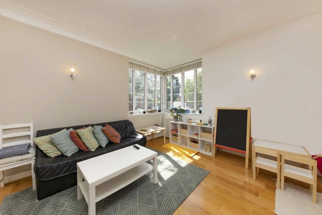Property photo 2 of 6