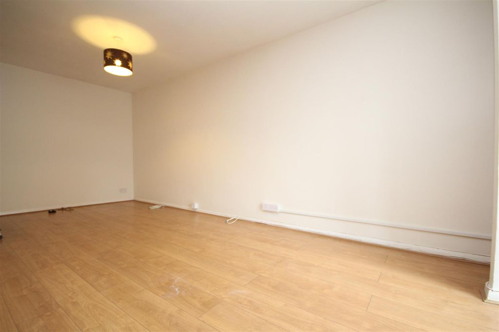 Property photo 3 of 6 Img_7706.Jpg