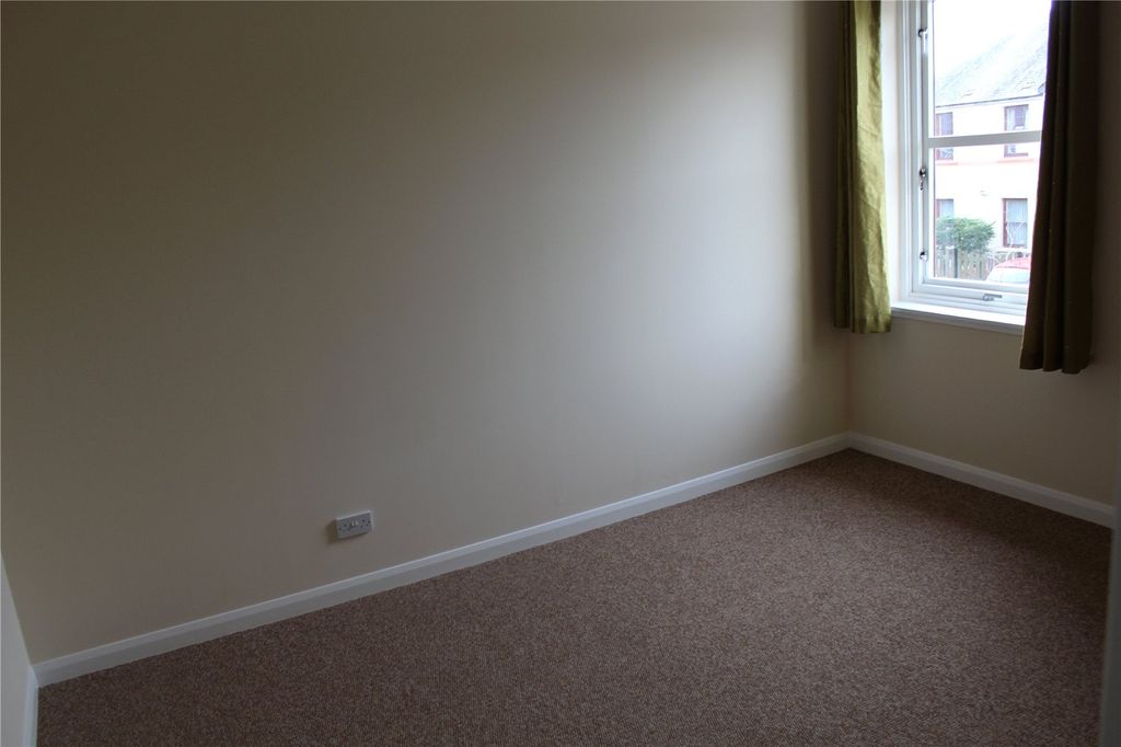 Property photo 2 of 8 Picture No. 01