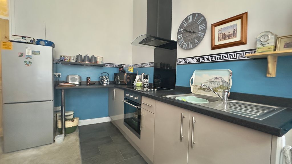 Property photo 3 of 19 Img_4379