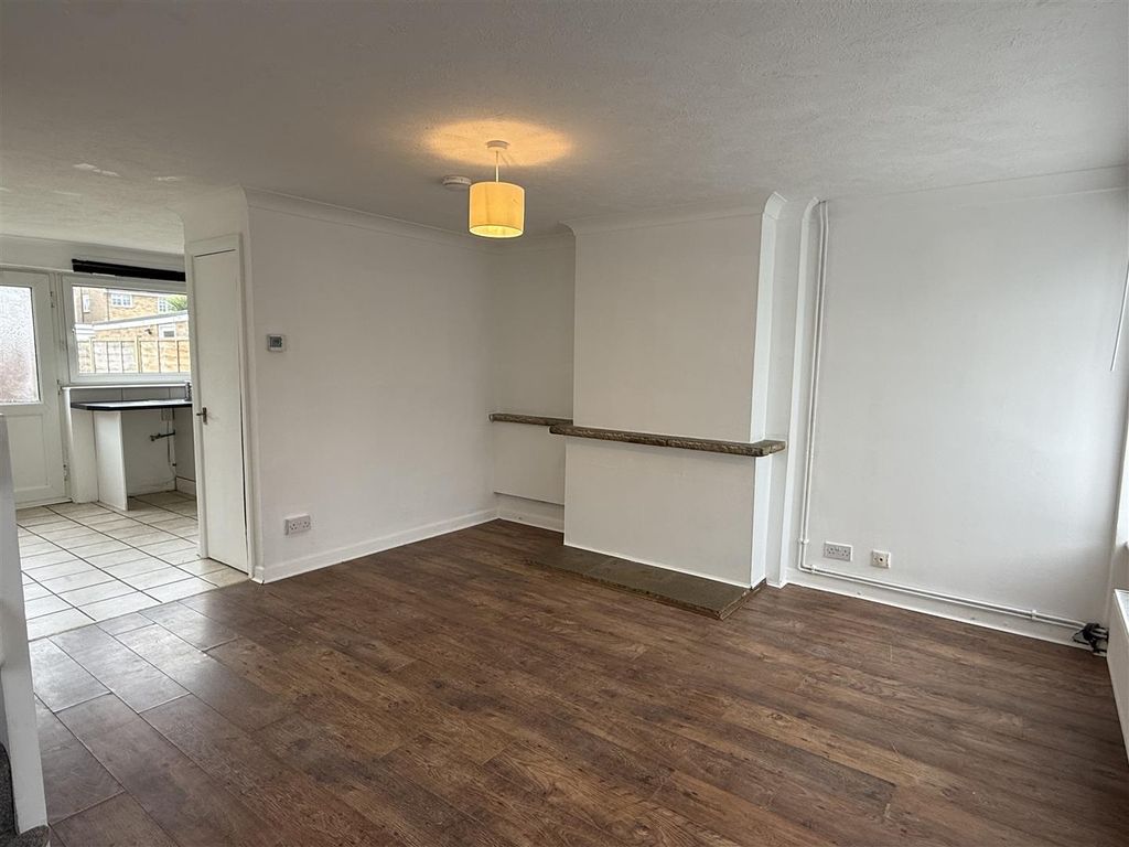 Property photo 2 of 15 Img_1009.Jpeg