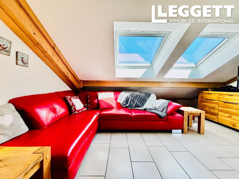 Property photo 2 of 10