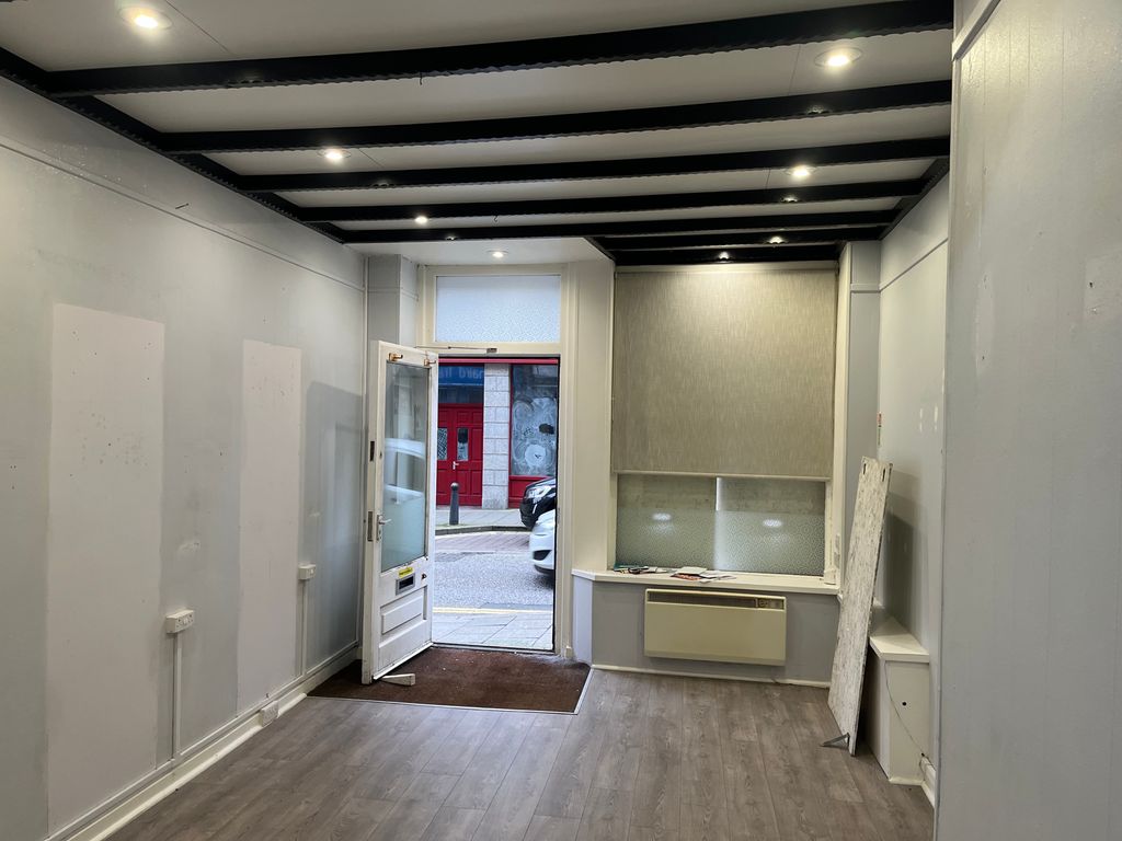 Property photo 3 of 5