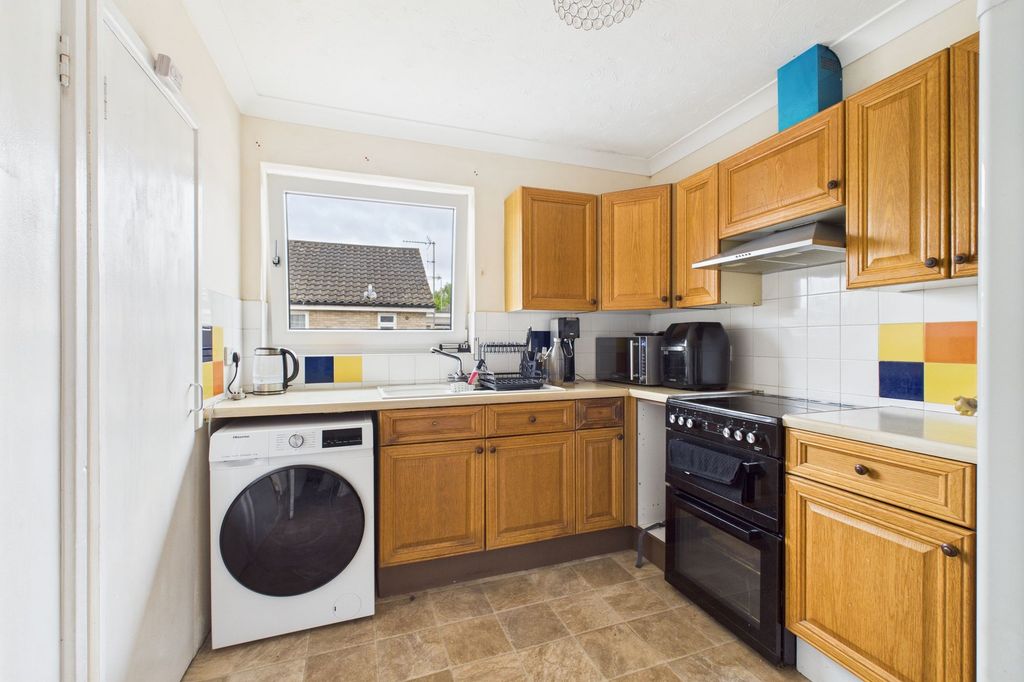 Property photo 3 of 7