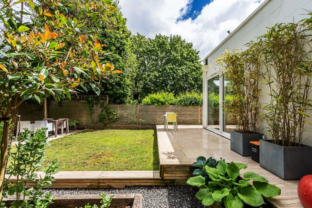 Property photo 2 of 19 Flat-2-Beechhurst-4