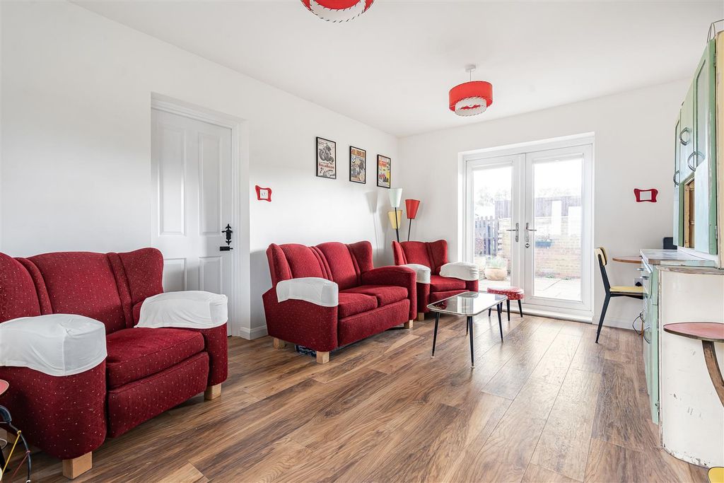 Property photo 2 of 22 6_77470.Jpg