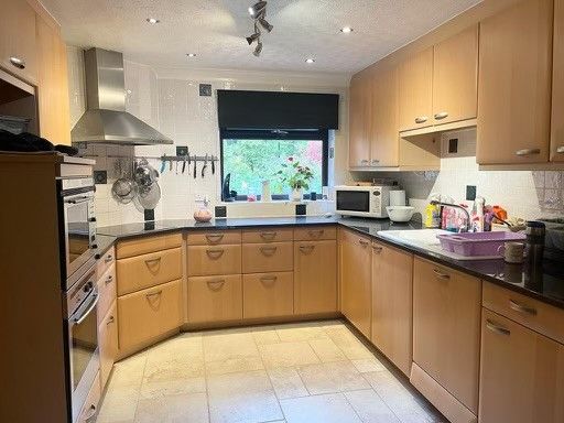 Property photo 3 of 8