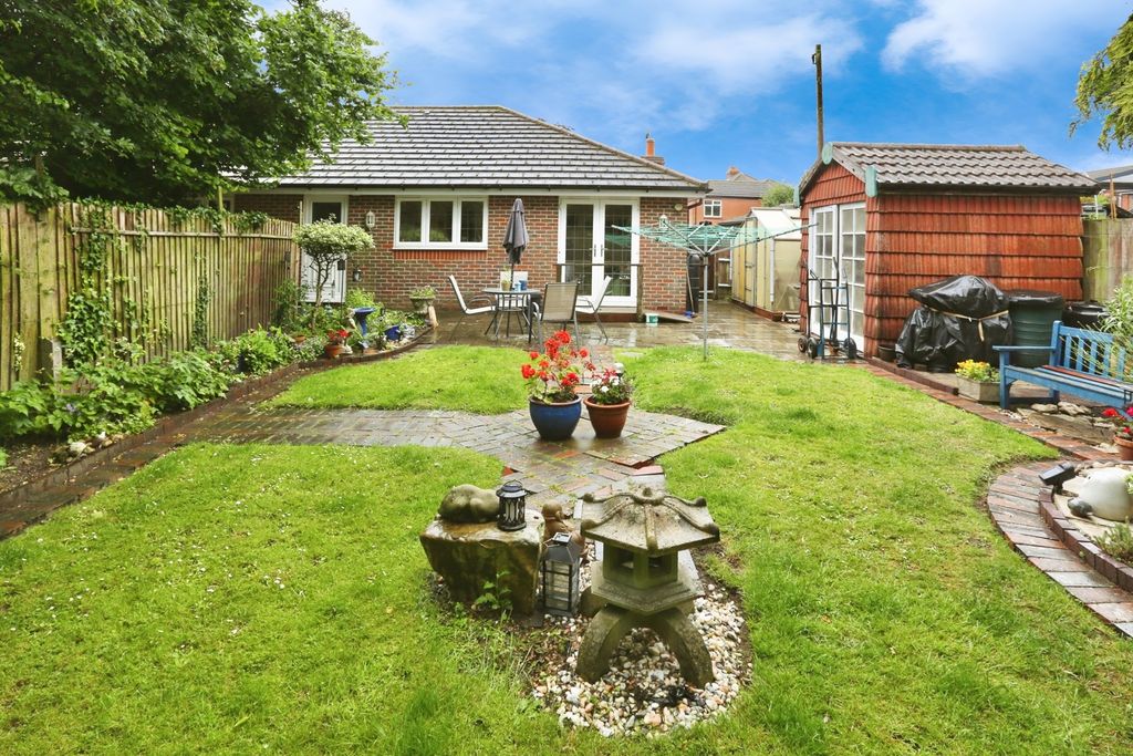 Property photo 3 of 16 Photo
