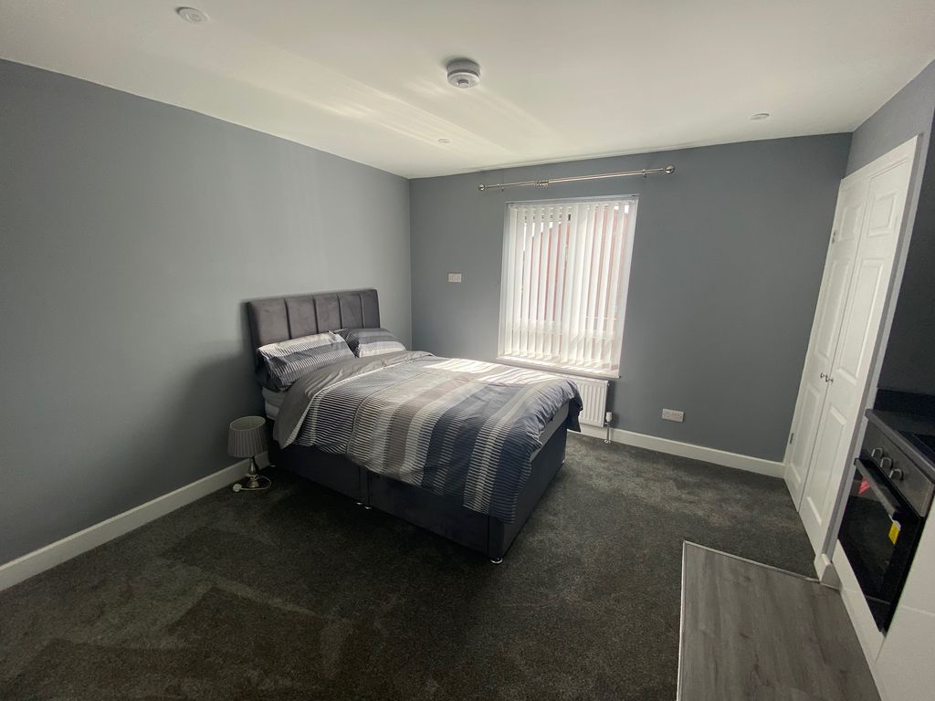 Property photo 3 of 4