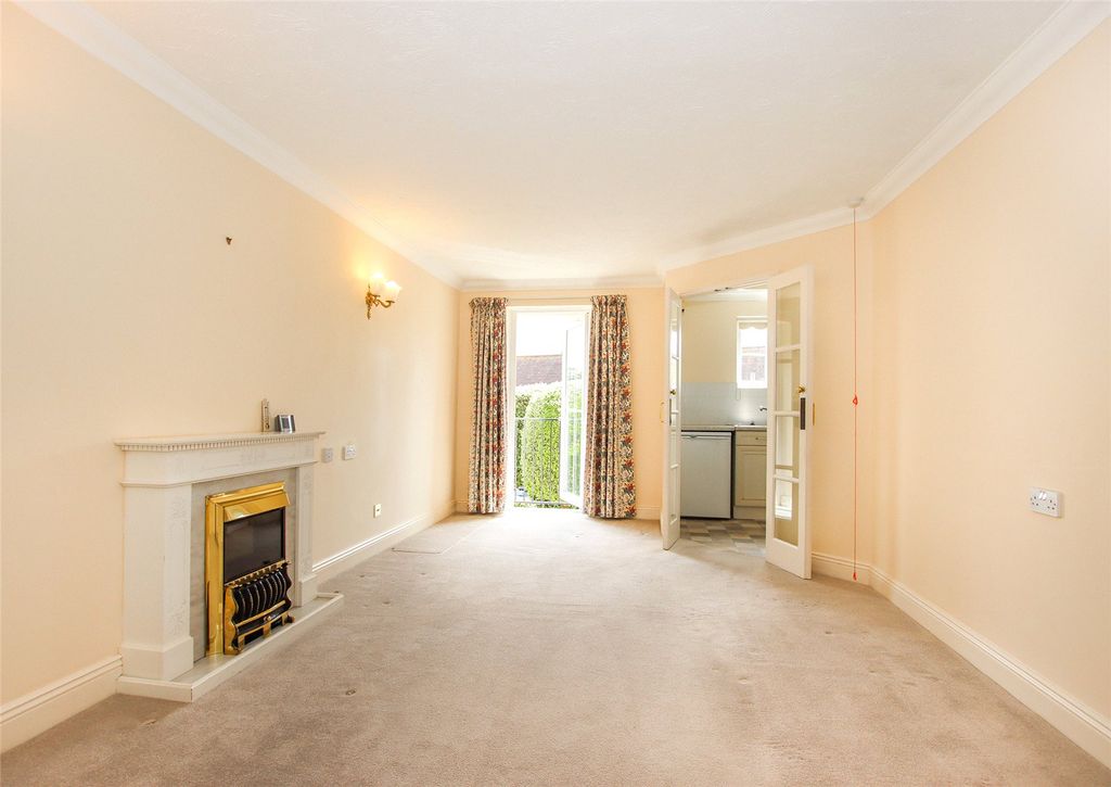 Property photo 3 of 10 Picture No. 05