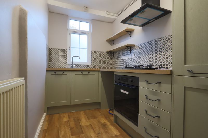 Property photo 2 of 10 Kitchen