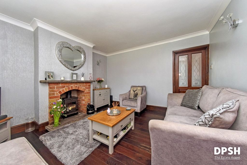 Property photo 3 of 22