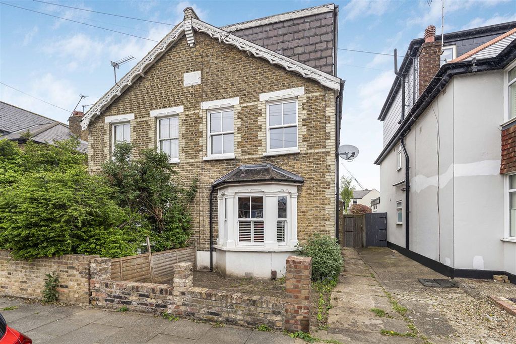 Property photo 1 of 26