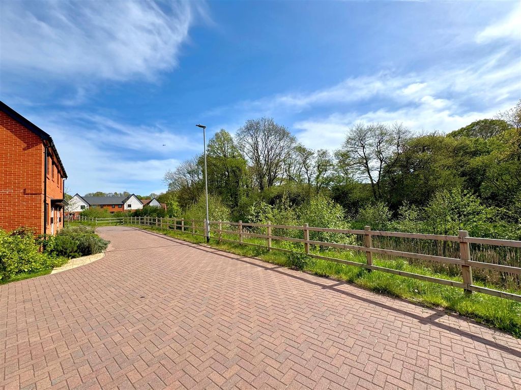 Property photo 3 of 18 Street View 2.Jpg