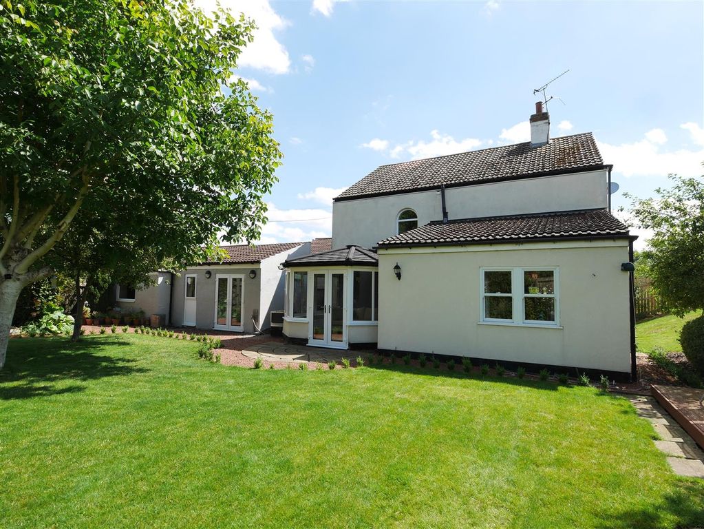 Property photo 1 of 25
