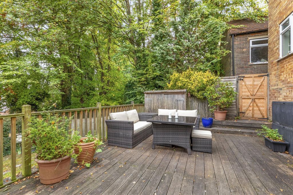 Additional image 12 of 2 bed maisonette for saleRectory Avenue, High Wycombe HP13