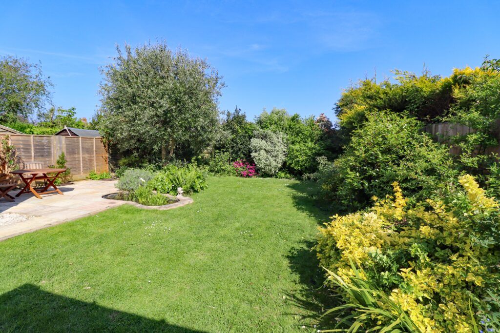 Property photo 2 of 21