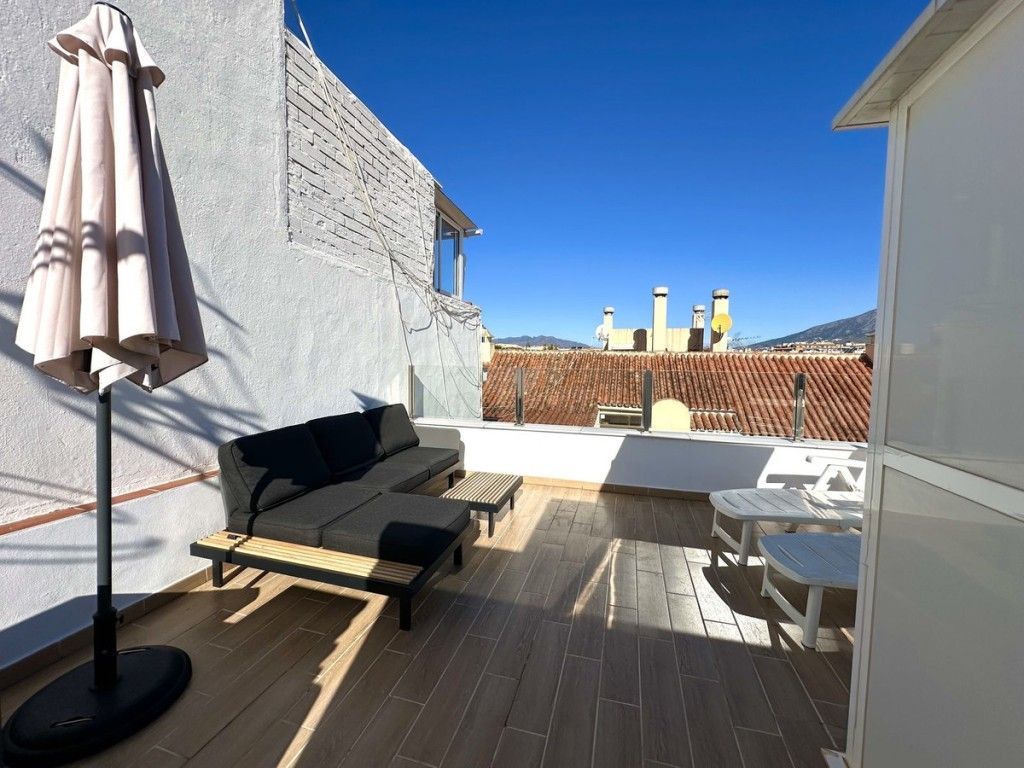 Property photo 1 of 20 Rooftop Terrace 2