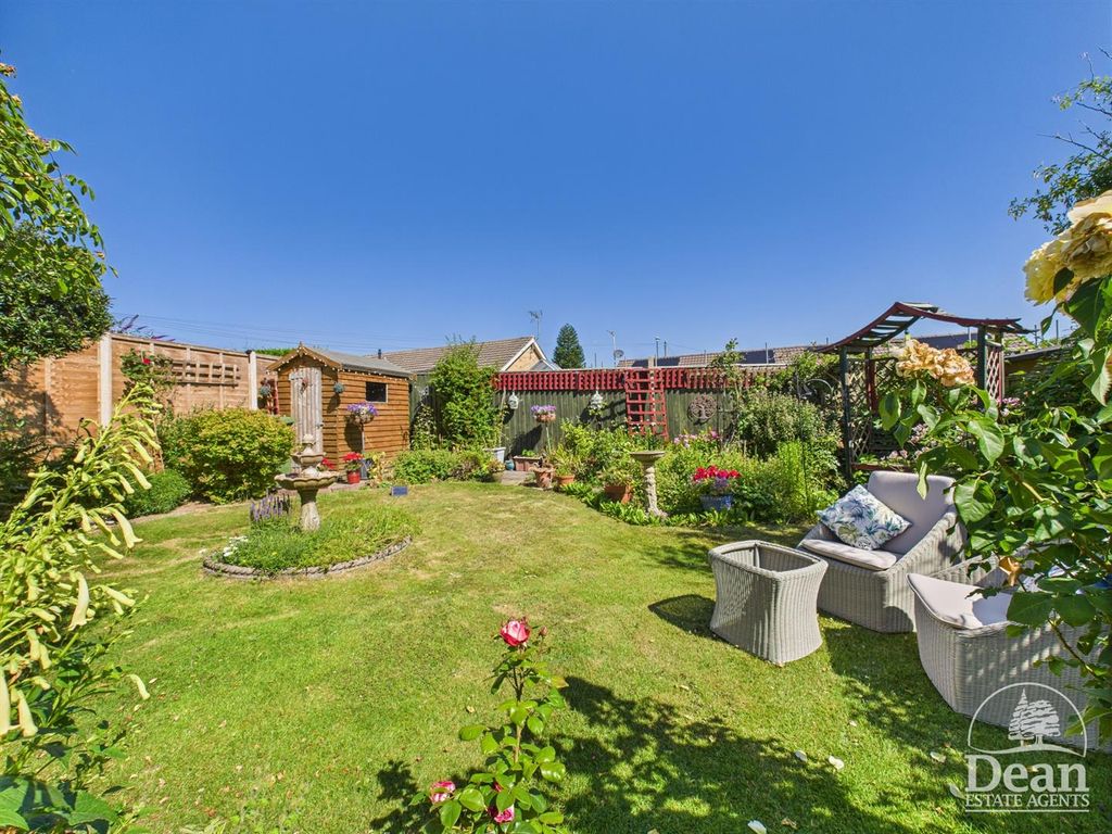 Property photo 2 of 19