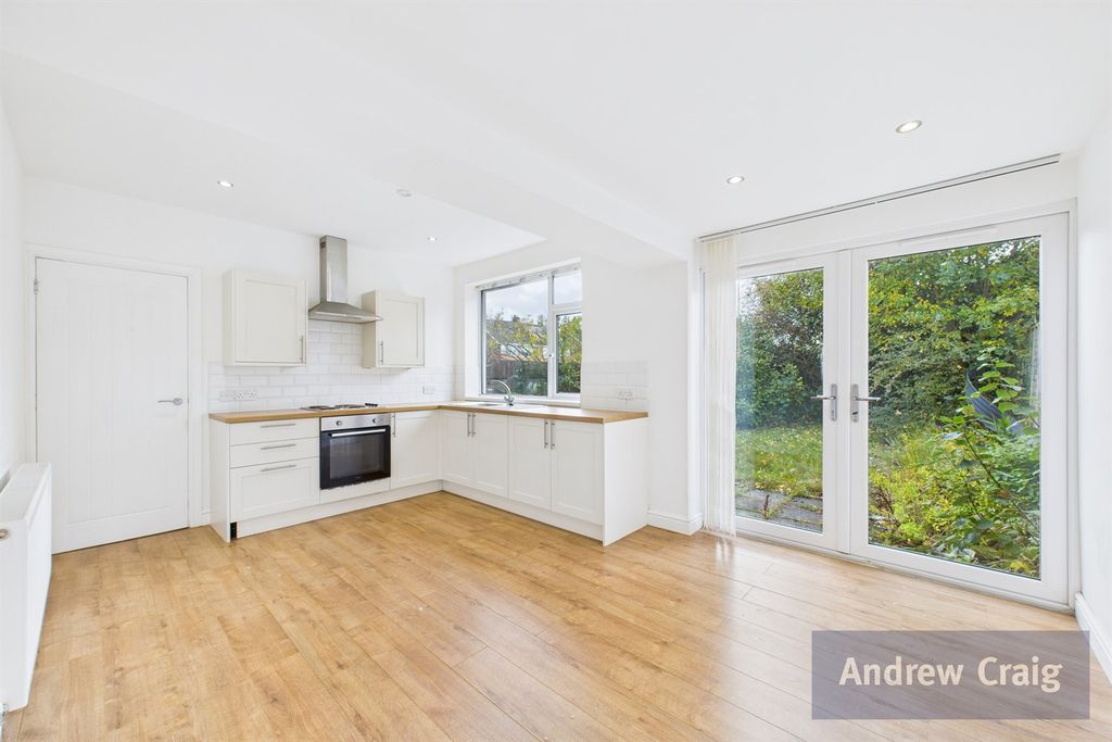 Property photo 1 of 12 (Main)