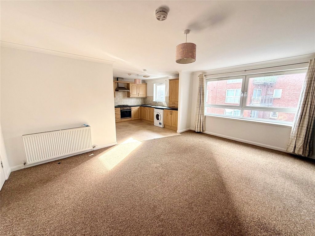 Property photo 2 of 7 Picture No. 05