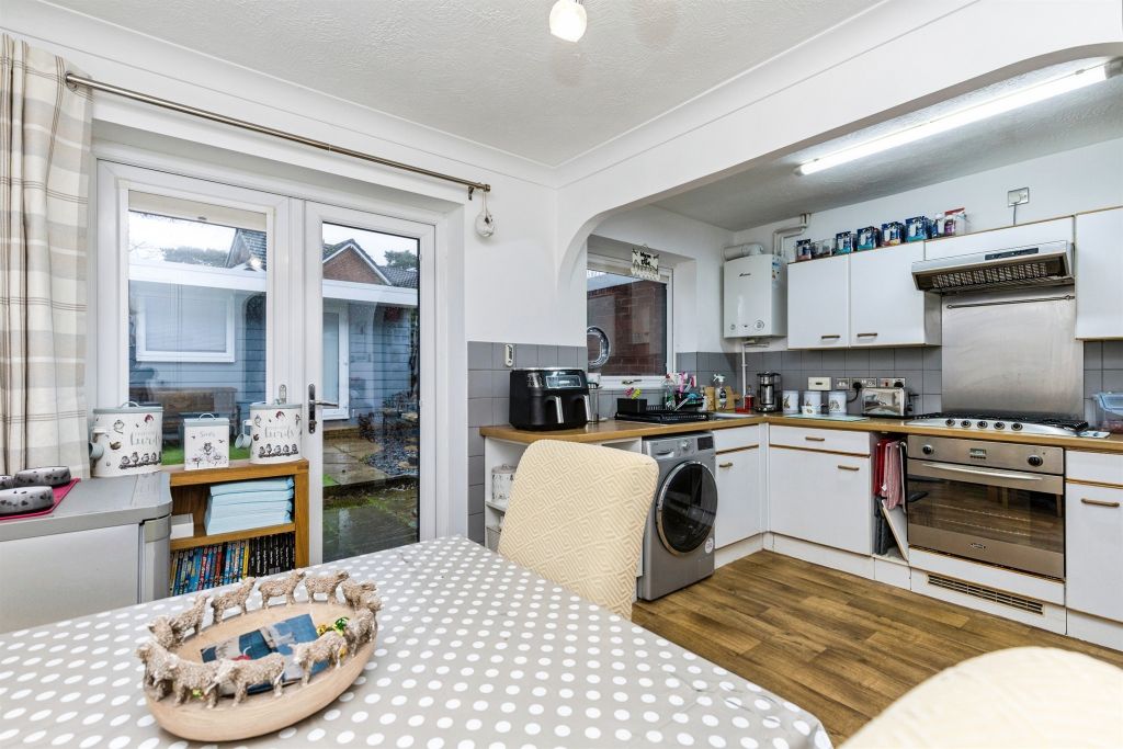 Property photo 3 of 22