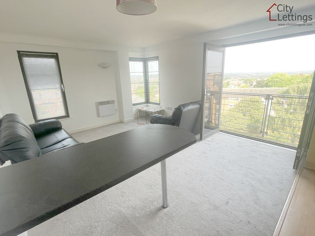 Property photo 3 of 10